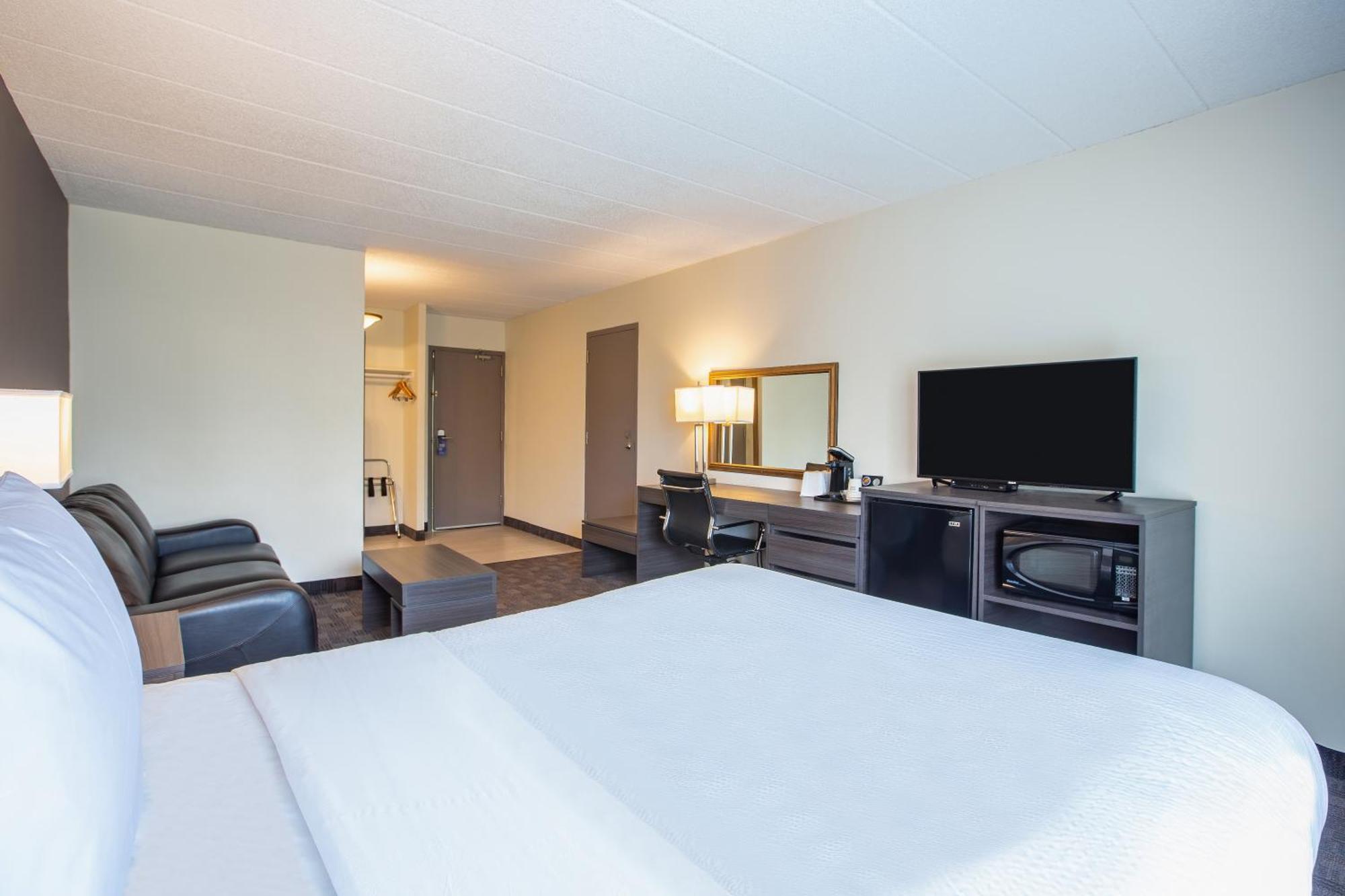 เลกซิงตัน โฮเต็ล แอนด์ คอนเฟอเรนซ์ เซ็นเตอร์ ซัดบิวรี Hotel ซัดเบรี ภายนอก รูปภาพ